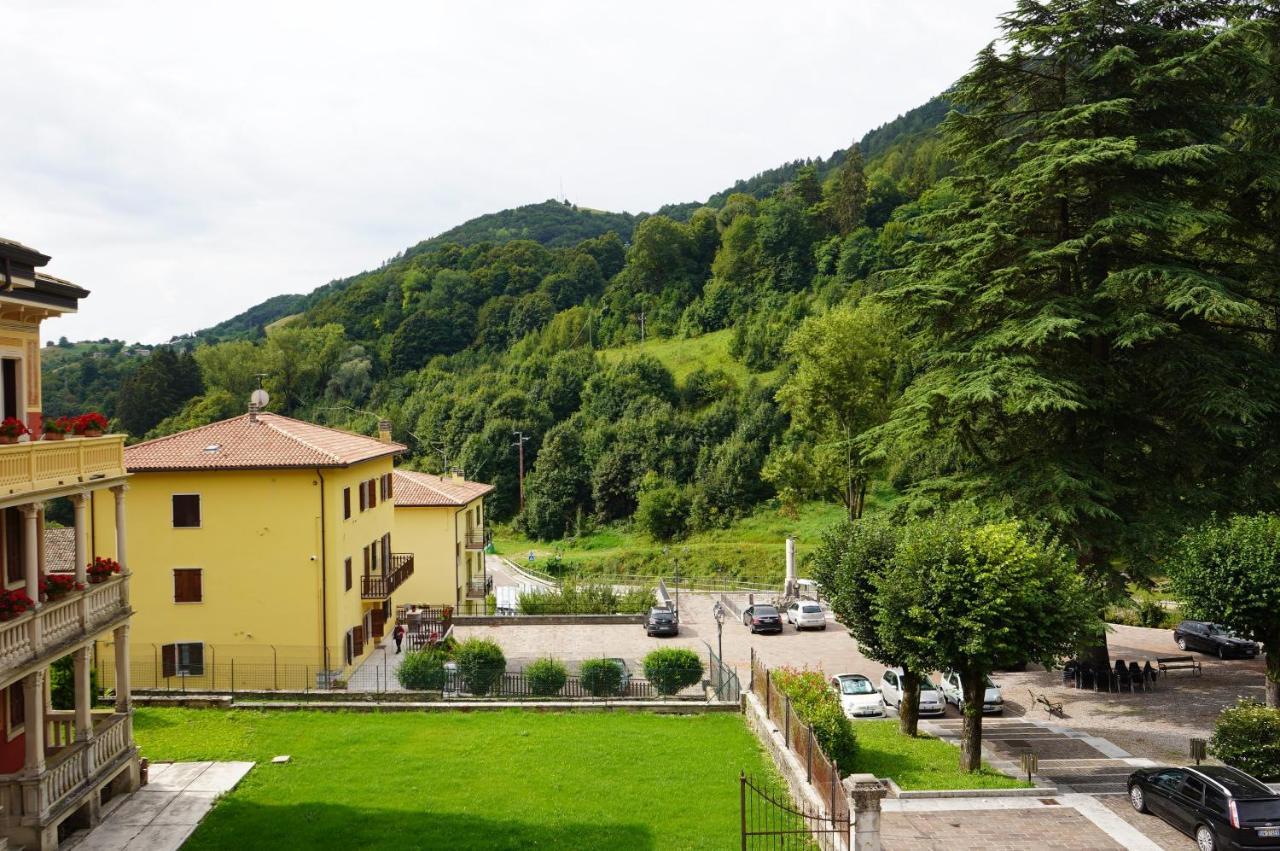 Hotel Baldo Ferrara di Monte Baldo エクステリア 写真