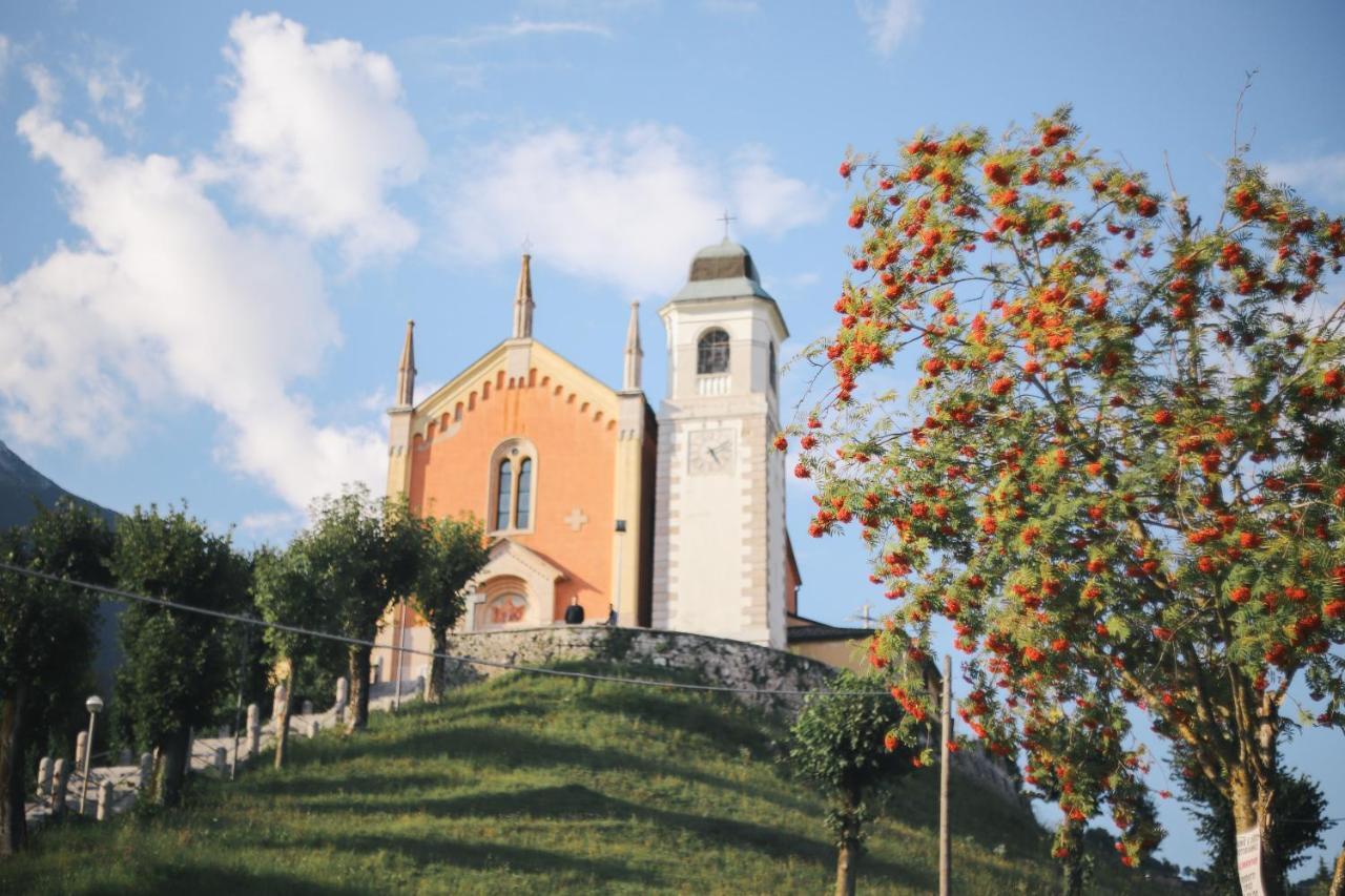 Hotel Baldo Ferrara di Monte Baldo エクステリア 写真