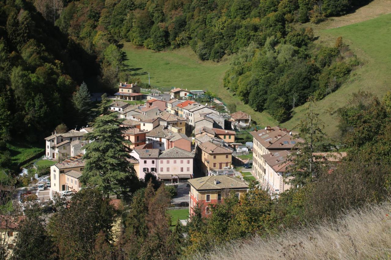 Hotel Baldo Ferrara di Monte Baldo エクステリア 写真